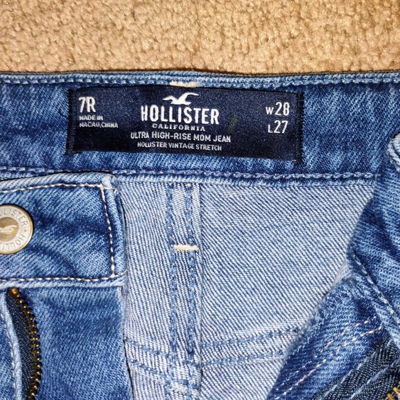 Hollister Ultra High-Rise Mom Jeans Size 7R - Picture 8 of 9